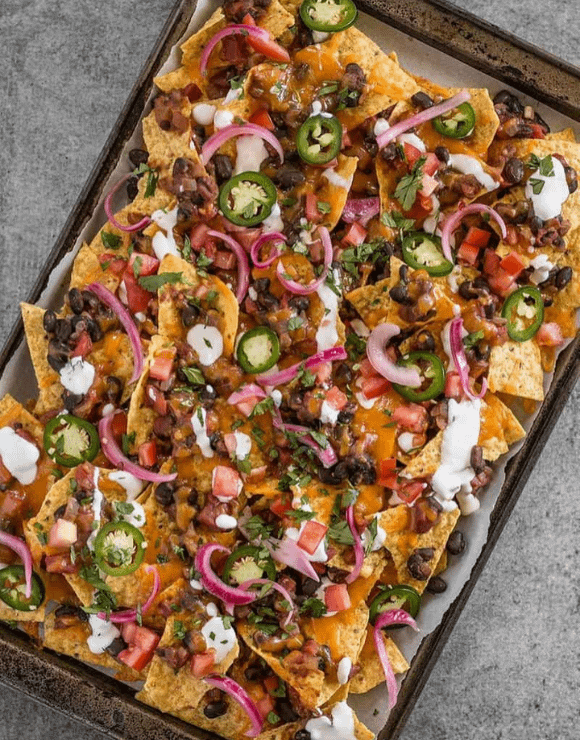 Healthy Spicy baked Black Bean Nachos perfect for friday night