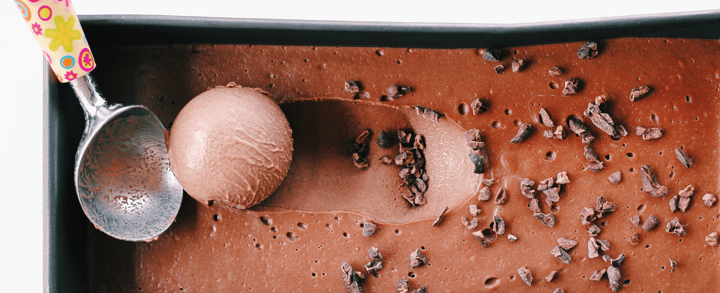 a round scoop of low-calorie chocolate ice cream
