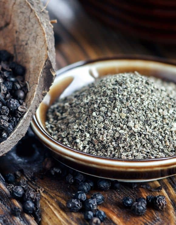 Ground black pepper used for anti-inflammation